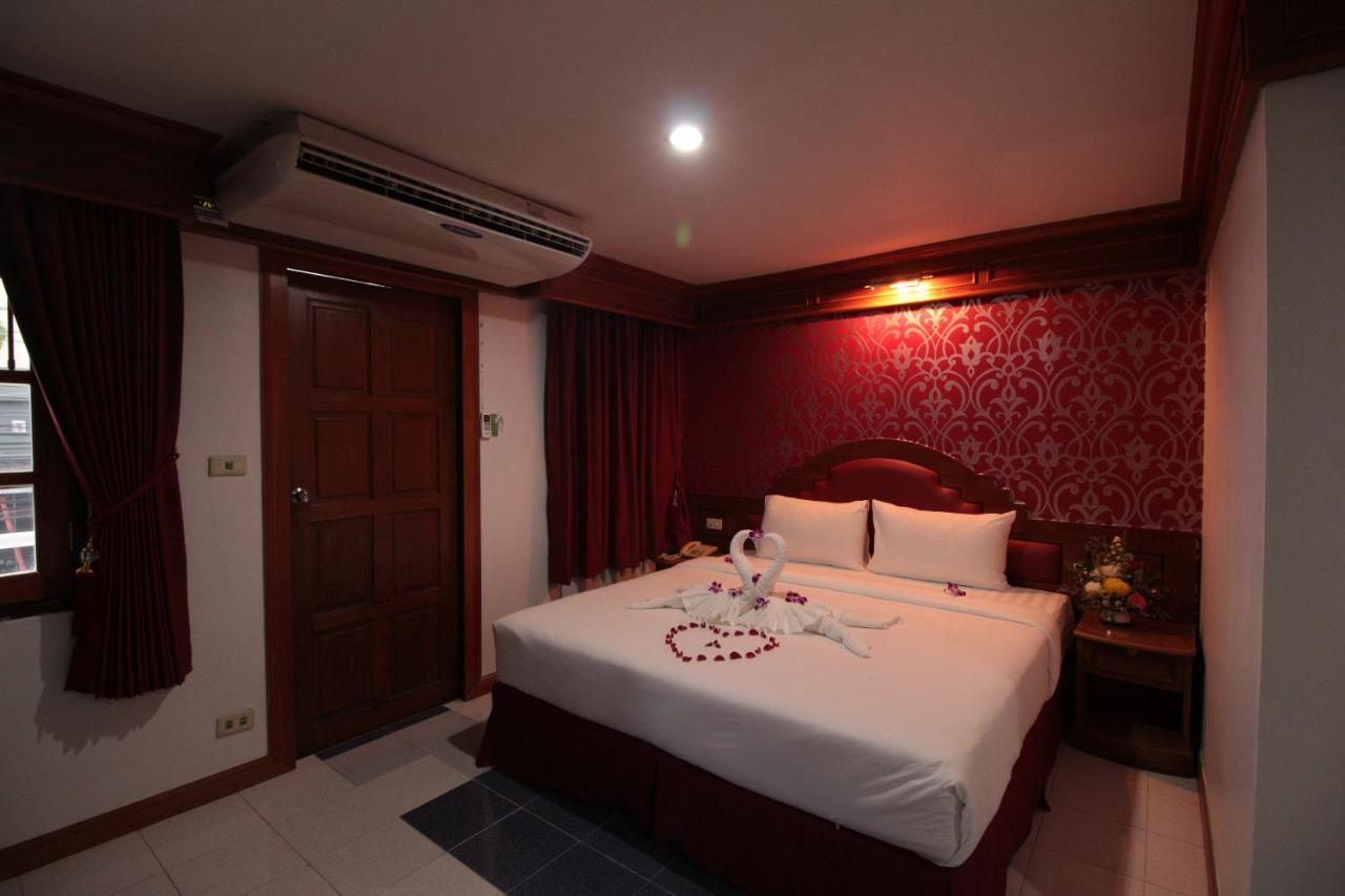Taj Phuket Inn パトン エクステリア 写真